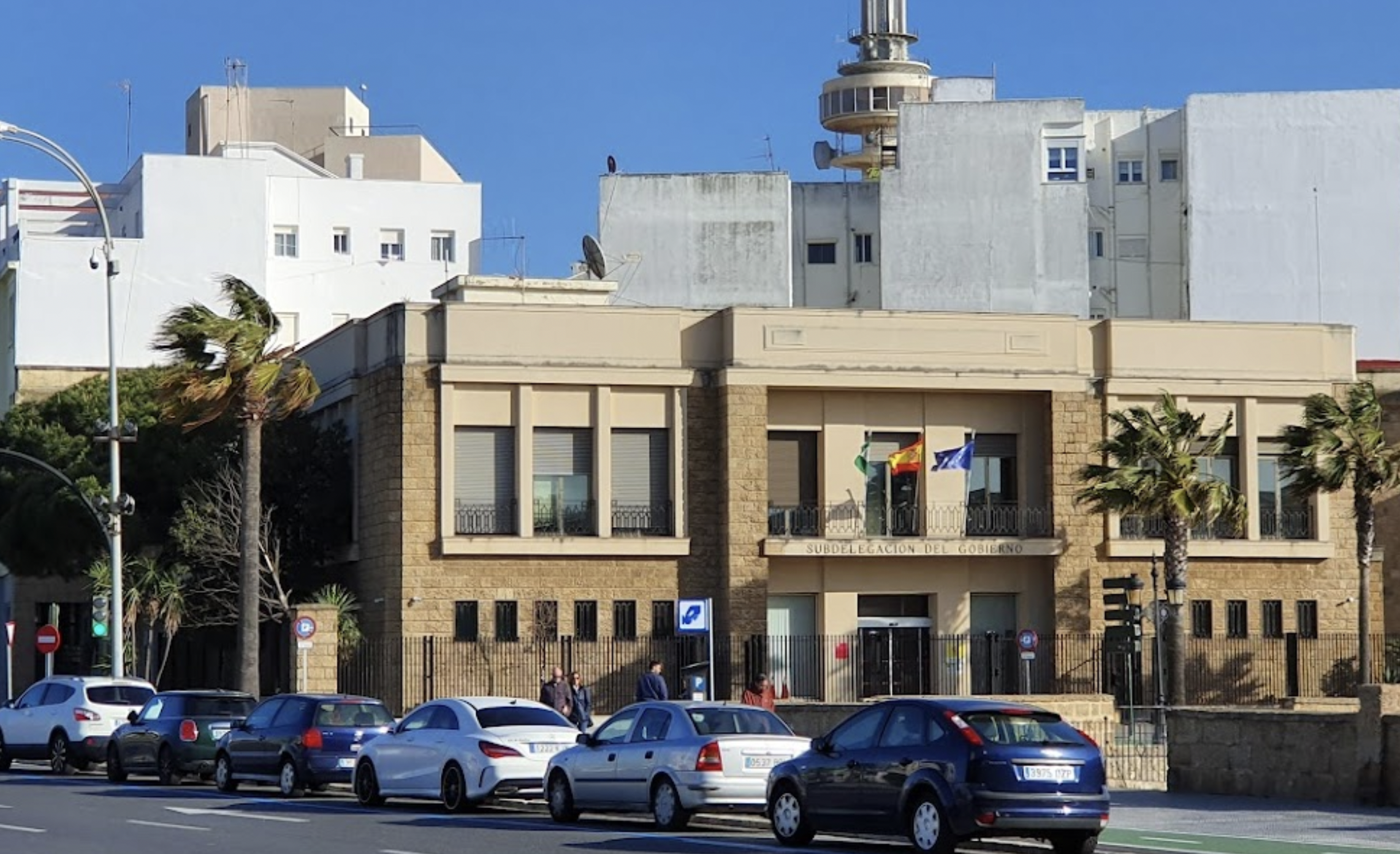 Edificio de la Subdelegación del Gobierno en Cádiz, en una imagen de Google Maps.