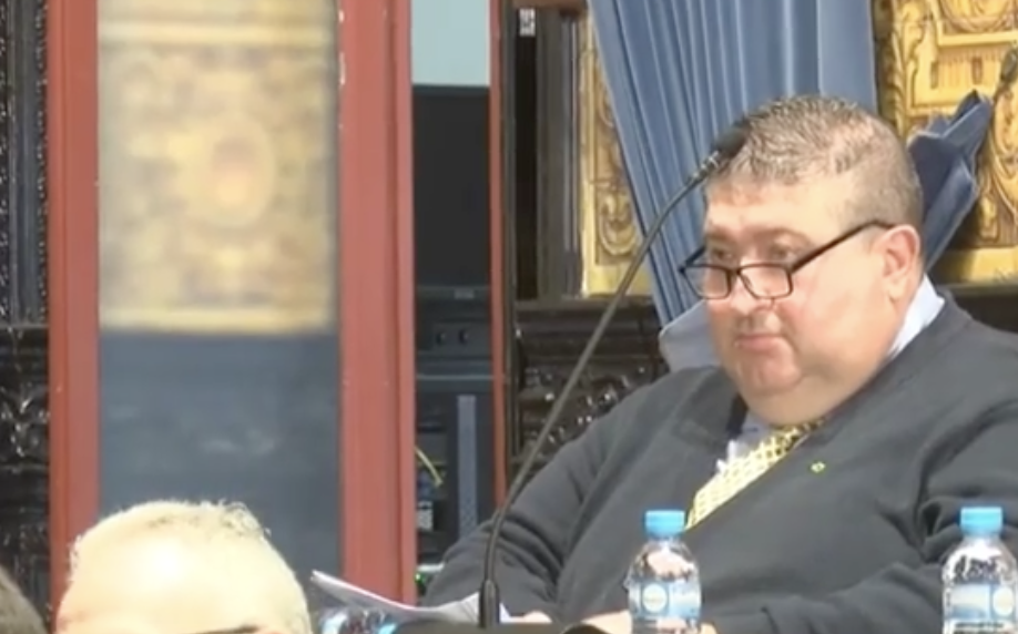 Gallardo, en el último pleno del Ayuntamiento de Algeciras.