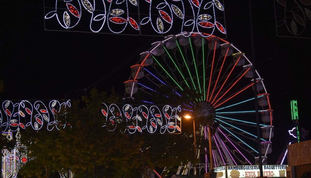 Calle del infierno en la Feria de Puerto Real.