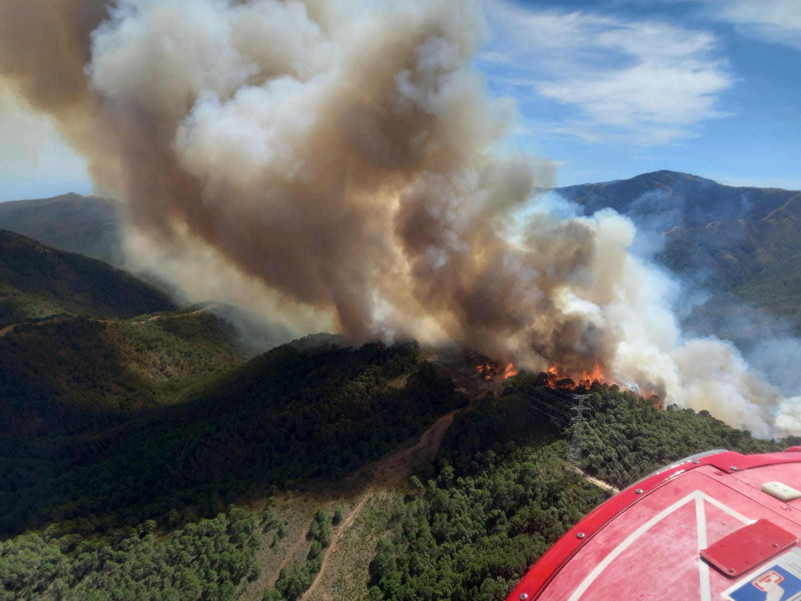 El incendio en Pujerra, en Málaga, de nuevo en la Sierra Bermeja.