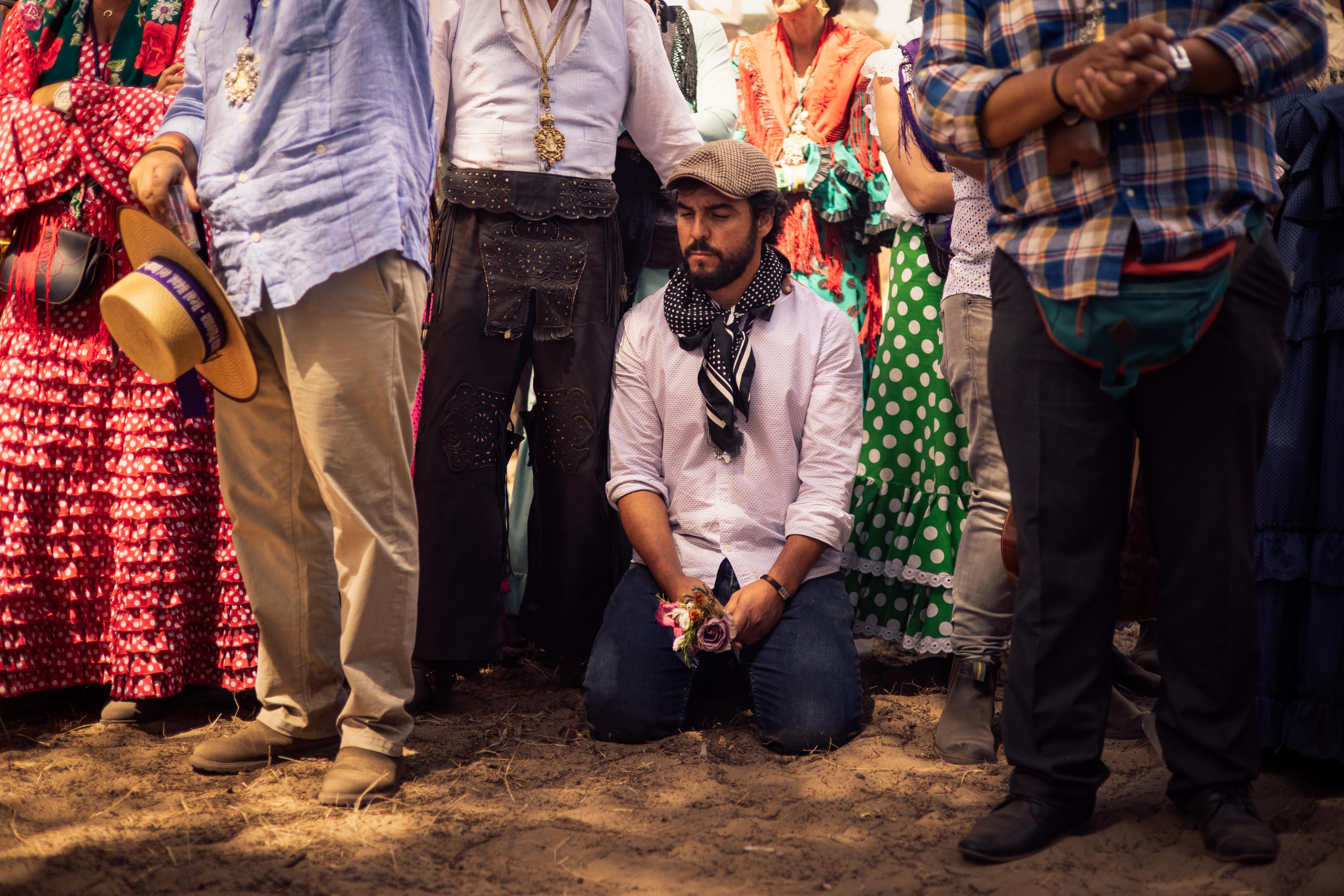 Llegada y ambiente de sábado en la aldea del Rocío