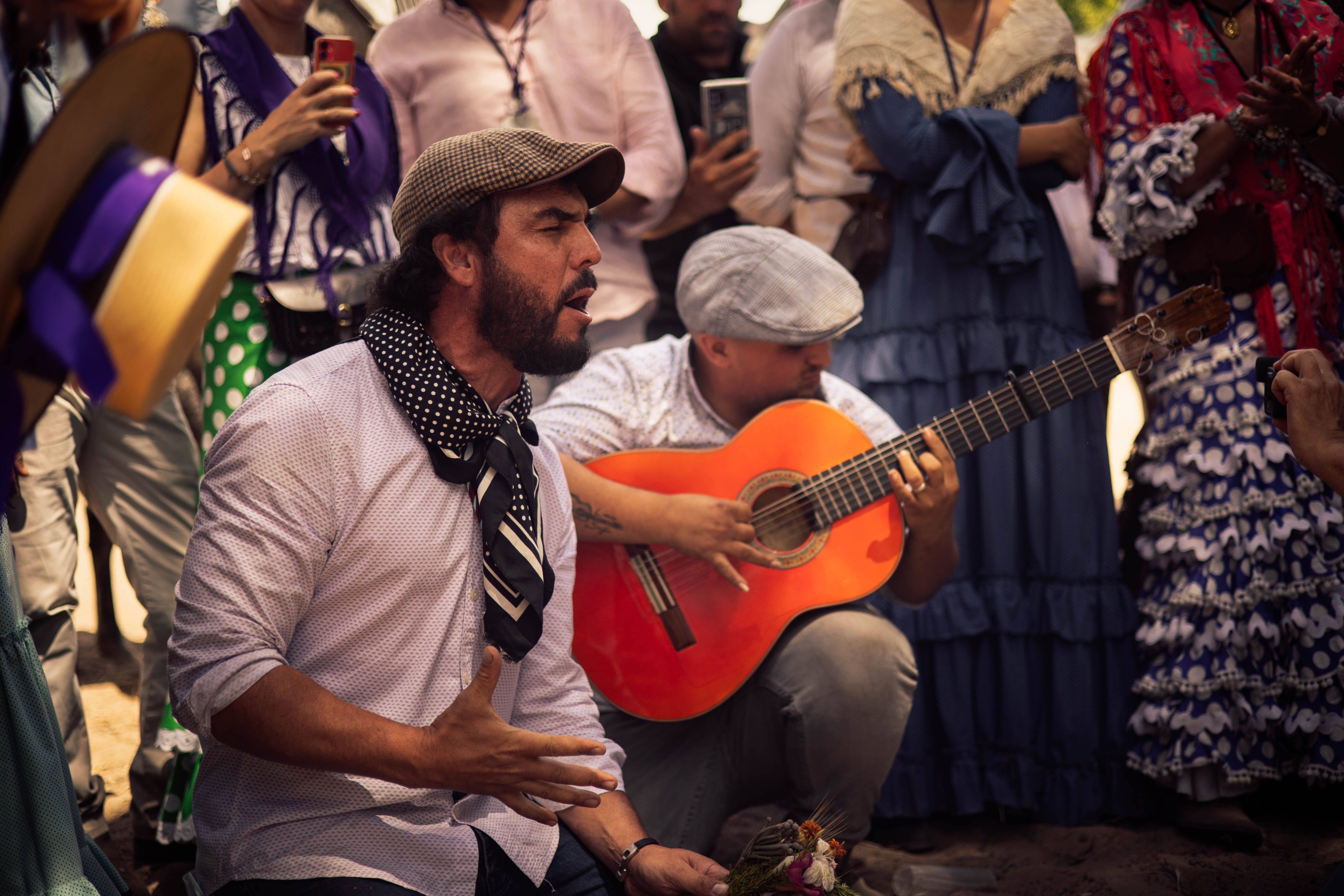 Llegada y ambiente de sábado en la aldea del Rocío