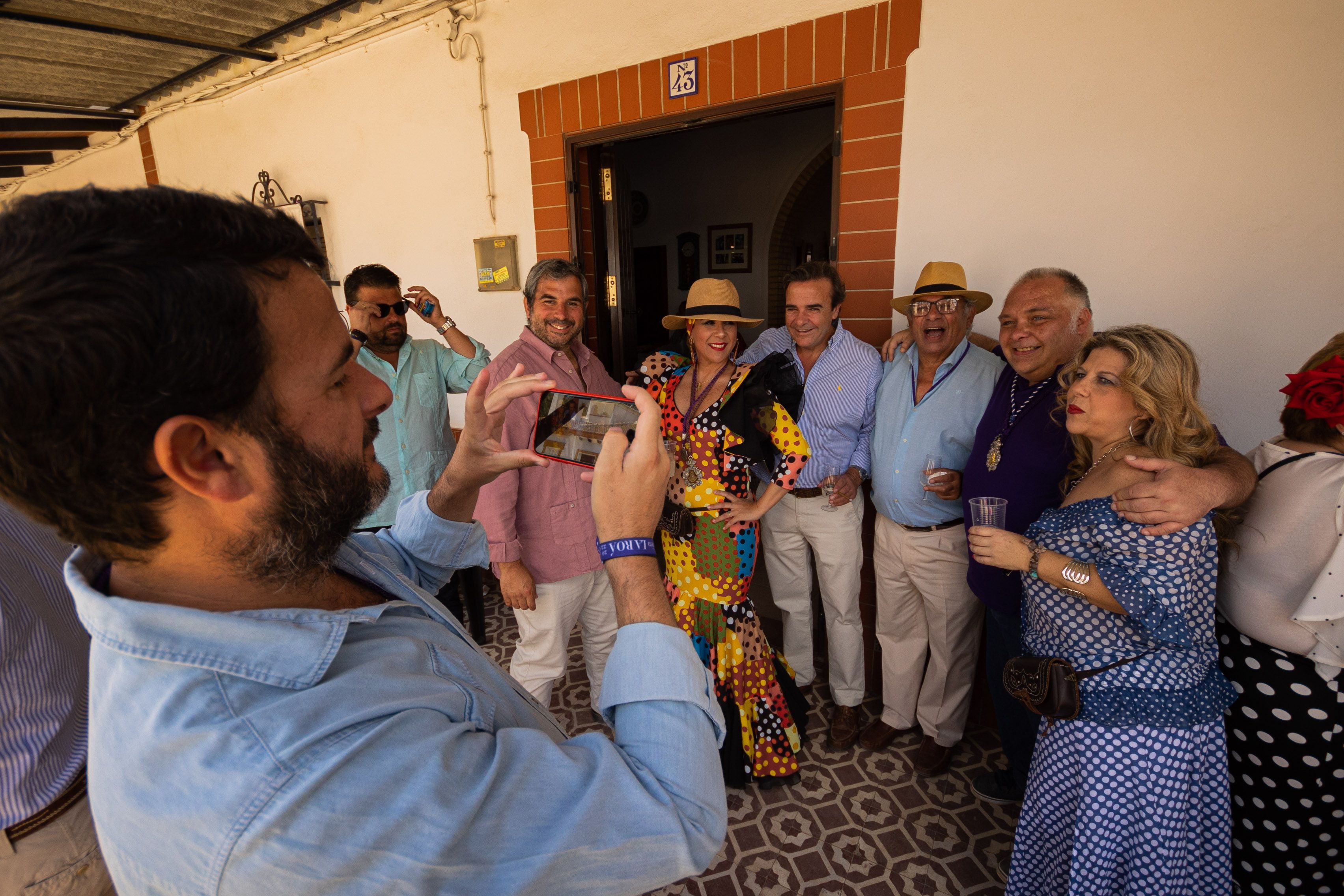 Llegada y ambiente de sábado en la aldea del Rocío