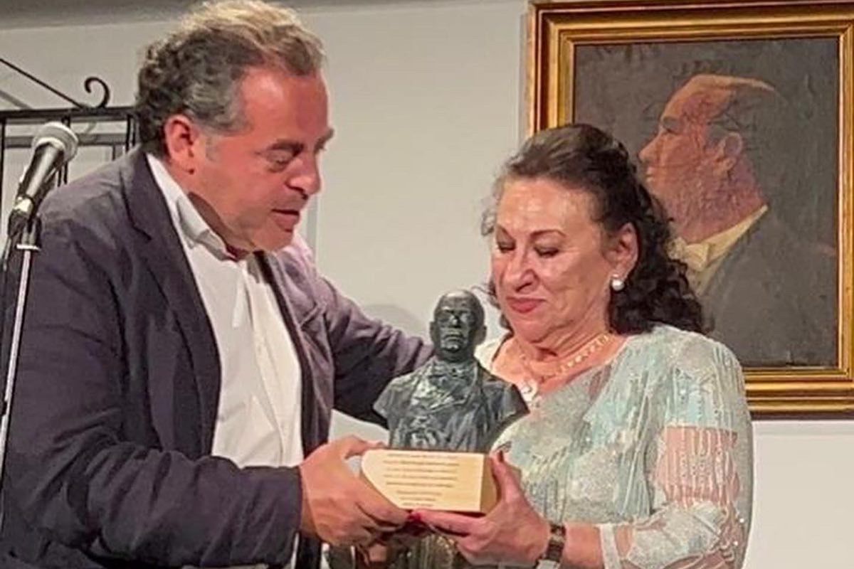 Emotivo homenaje a María Vargas en el  Centro Cultural Don Antonio Chacón.