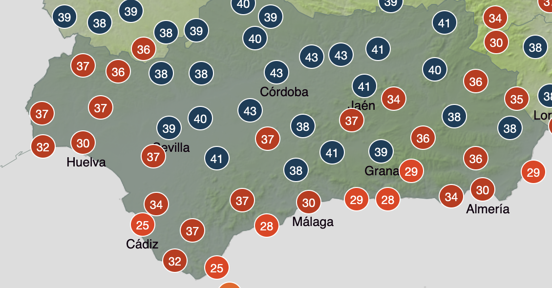Mapa de temperaturas previstas a las 5 de la tarde este martes en Andalucía, en una captura de la Aemet.