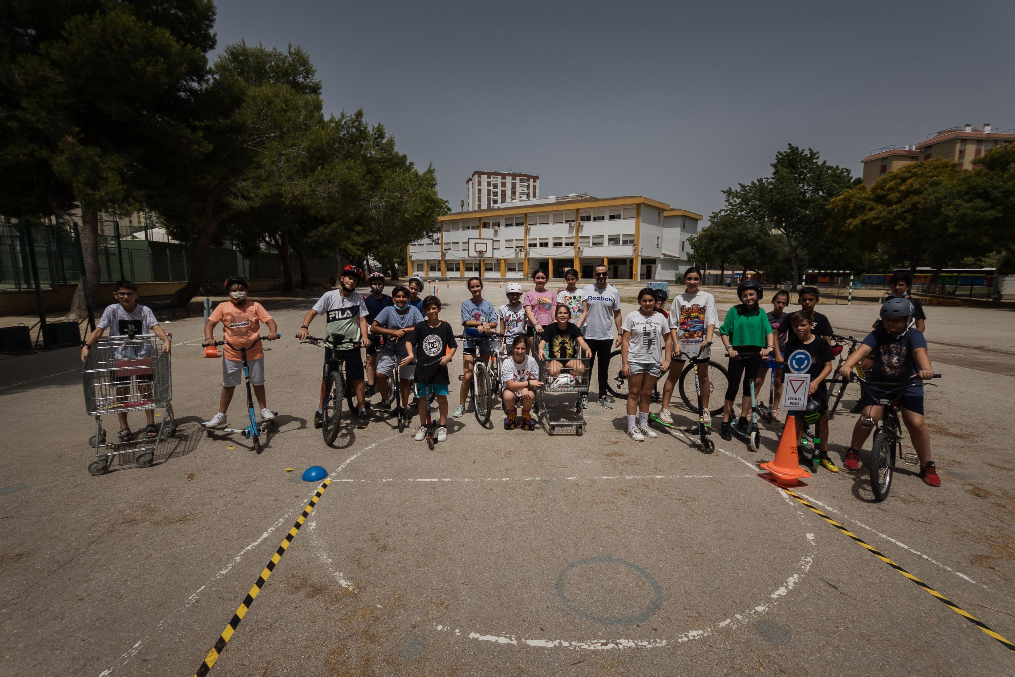 Imagen de una de las clases que ha realizado el circuito de seguridad vial en el CEIP Tartessos de Jerez.