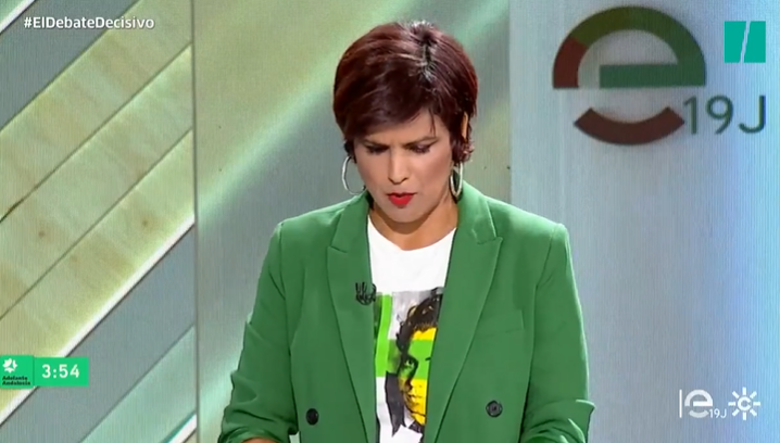 Teresa Rodríguez con la Camiseta de Federico García Lorca.
