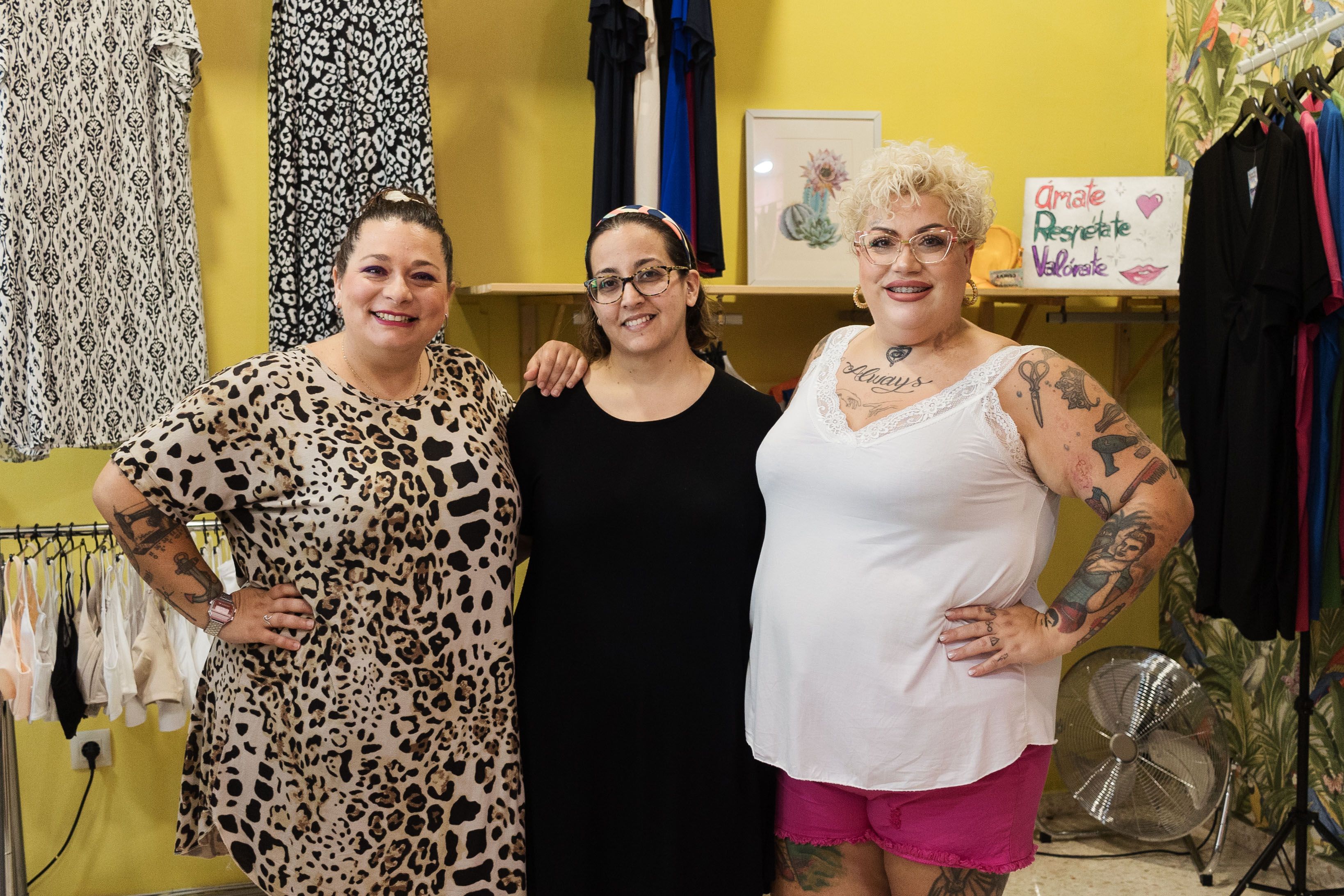 SONIA UP SHOP CURVY 7