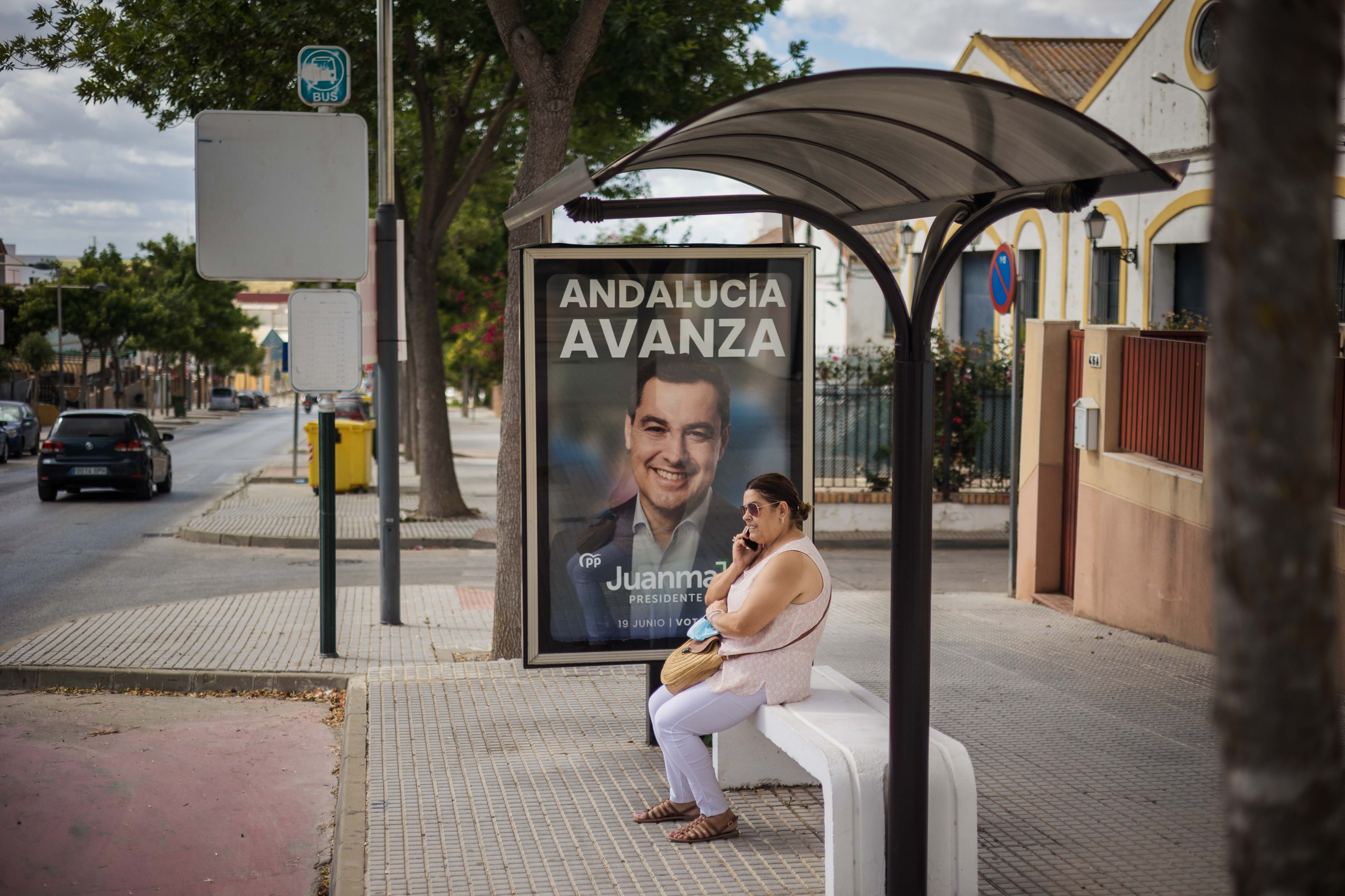 Publicidad de Moreno en Trebujena, uno de los pocos municipios que ha ganado la izquierda.