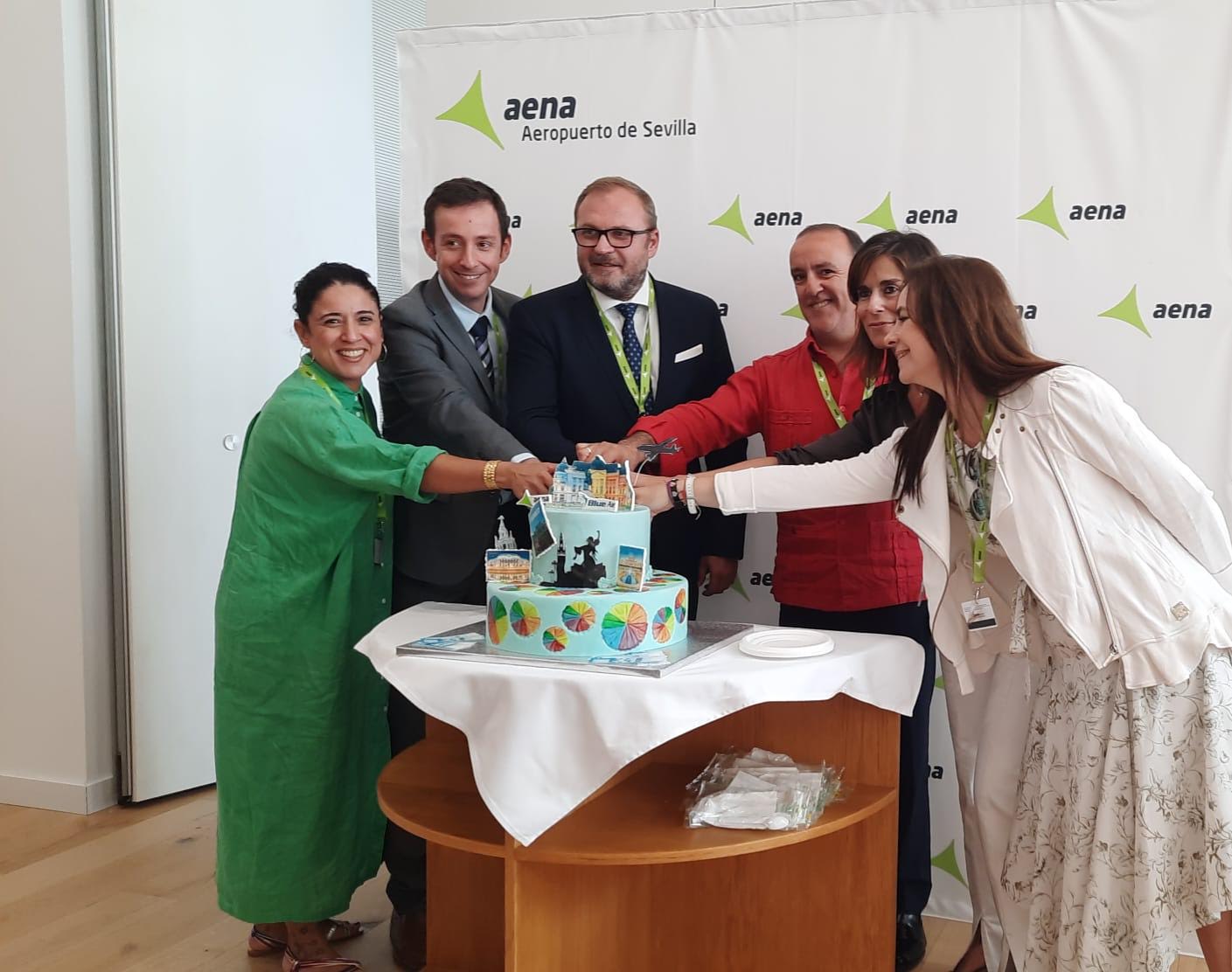 Presentación de la línea aérea Sevilla-Bucarest.