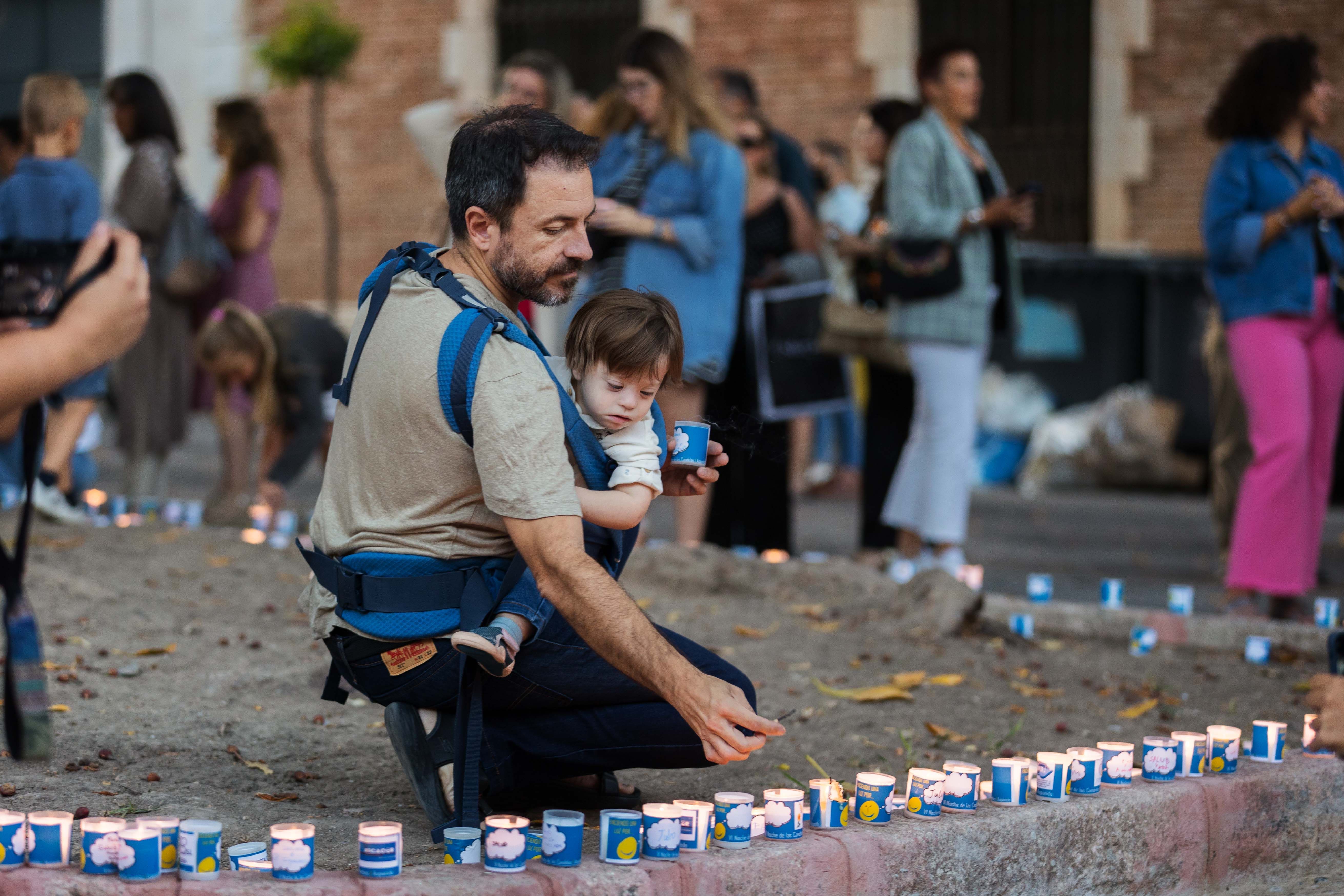 Noche de las candelas de la asociación Aspanido
