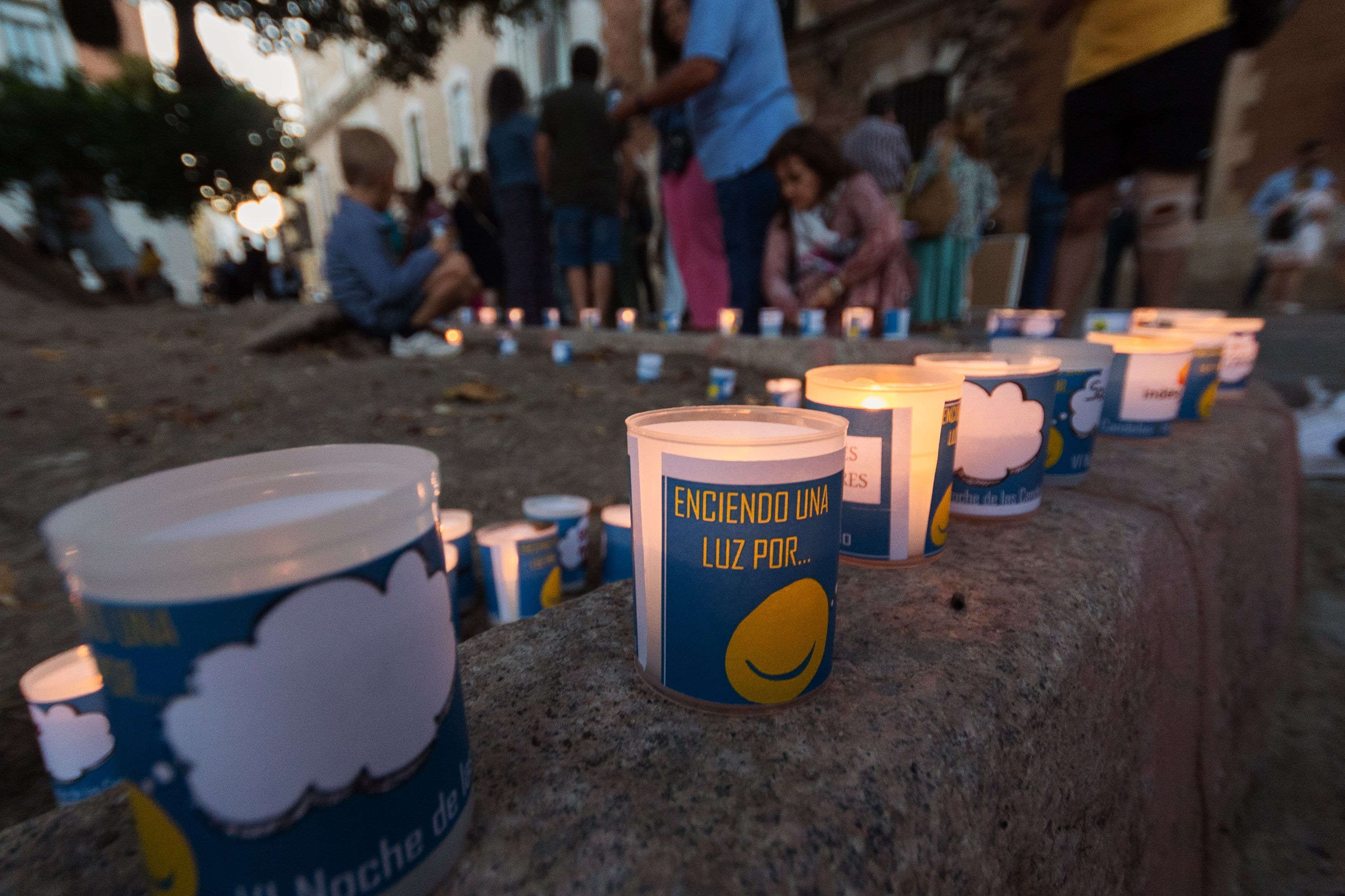 Noche de las candelas de la asociación Aspanido