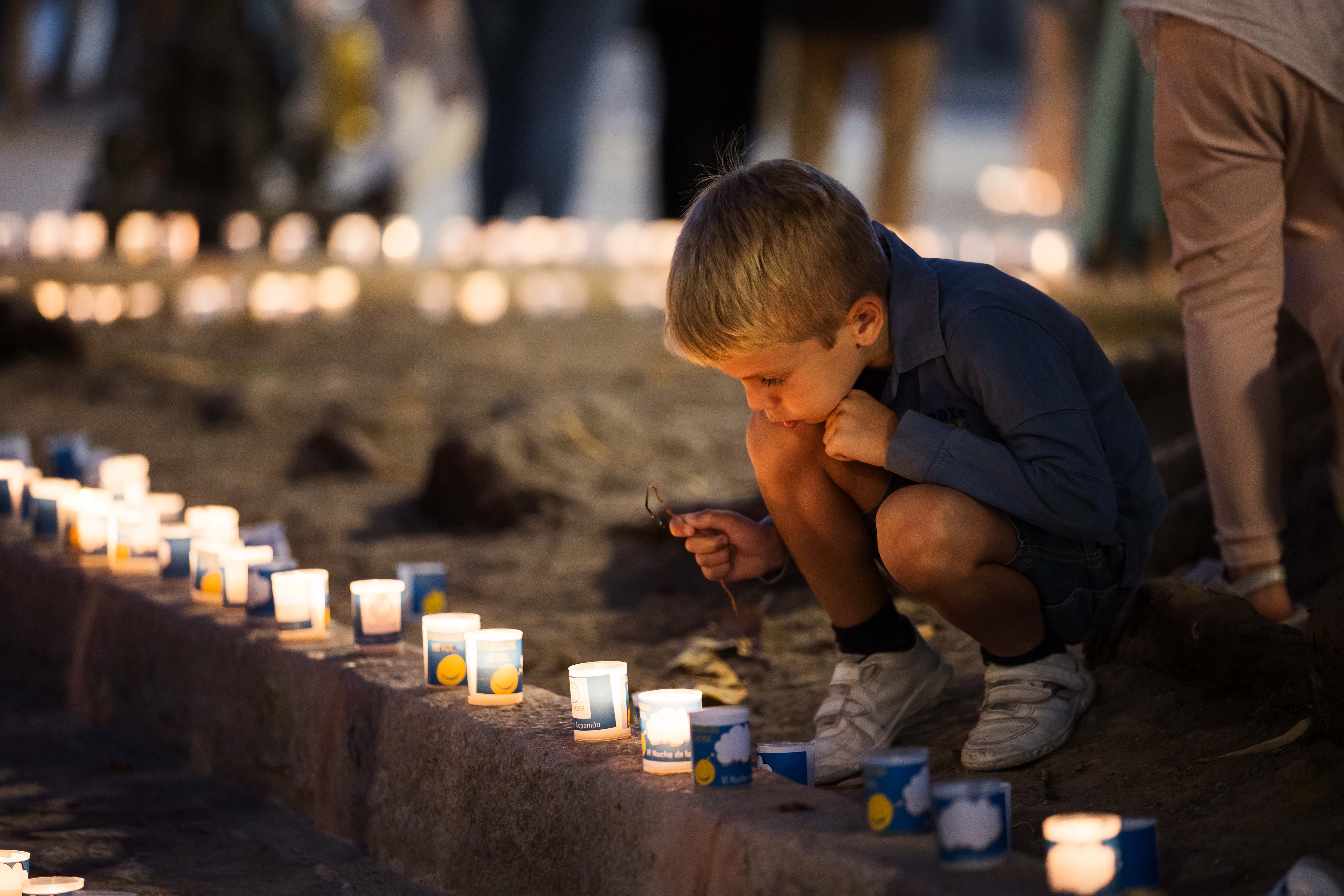 Noche de las candelas de la asociación Aspanido