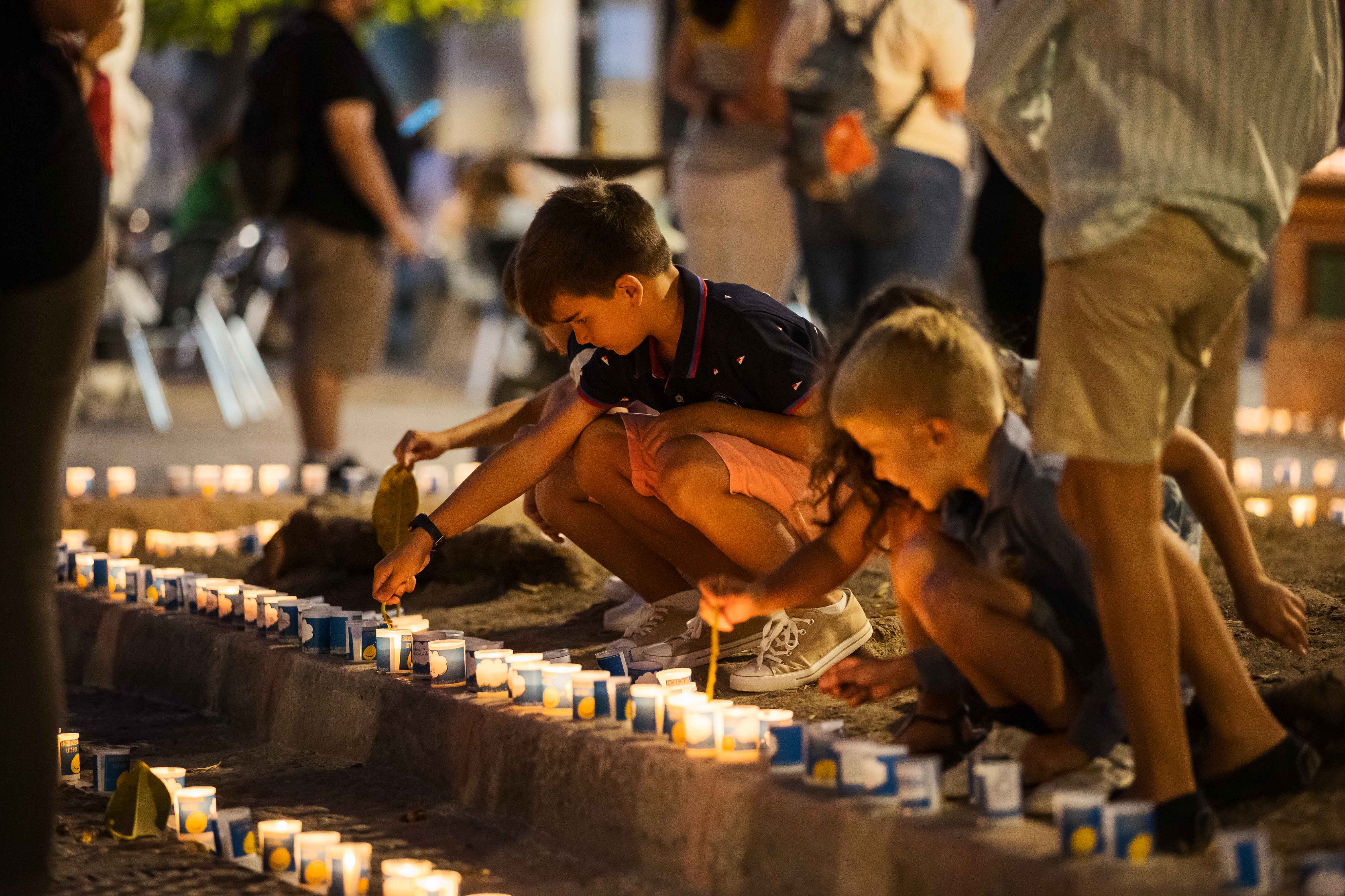 Noche de las candelas de la asociación Aspanido