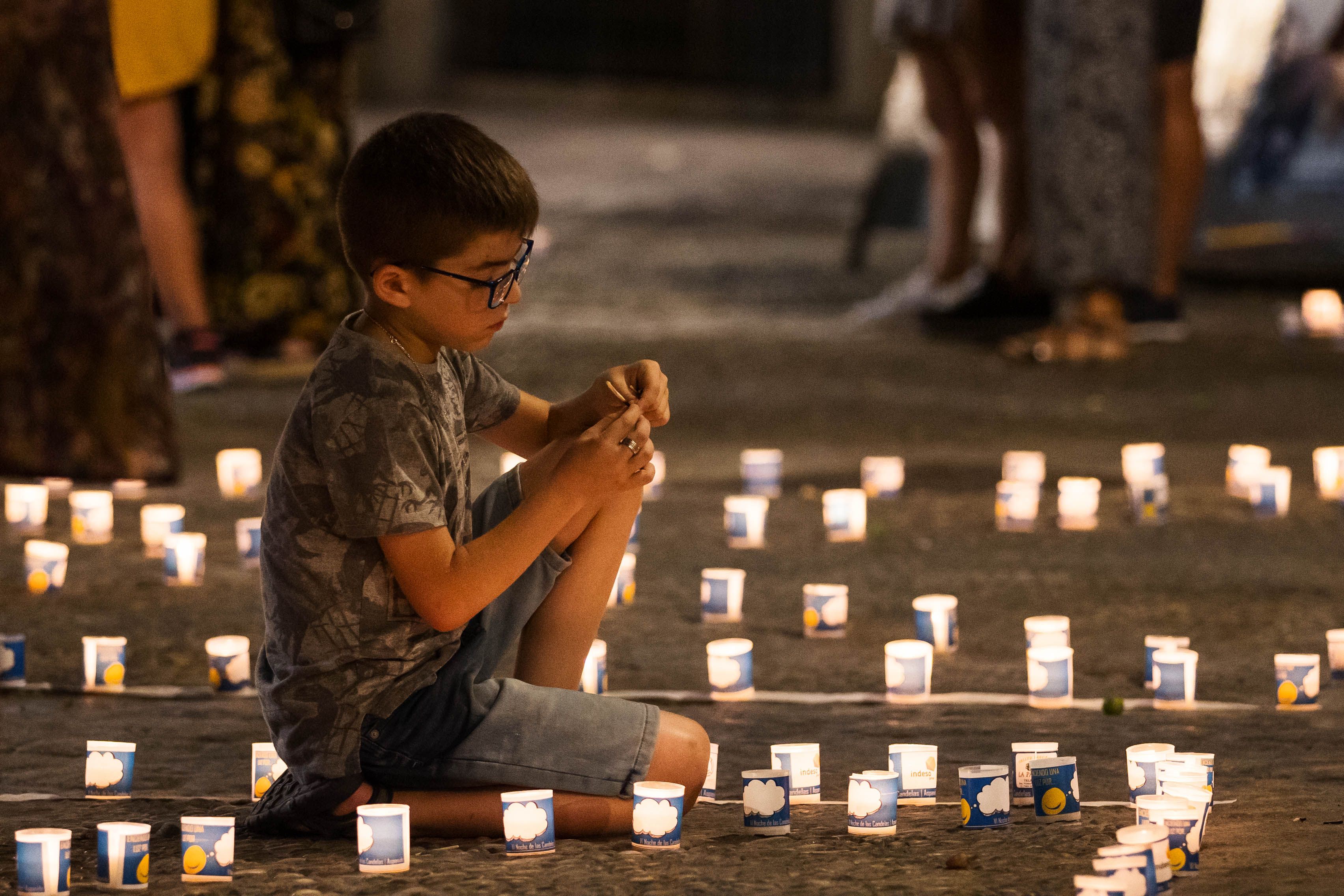 Noche de las candelas de la asociación Aspanido