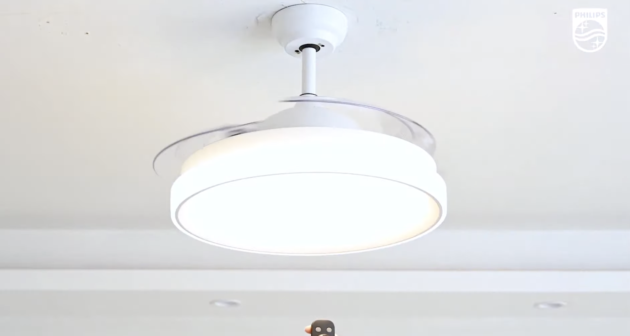 El ventilador de techo Bliss de Philips retráctil con mando Bliss Blanco motor DC.