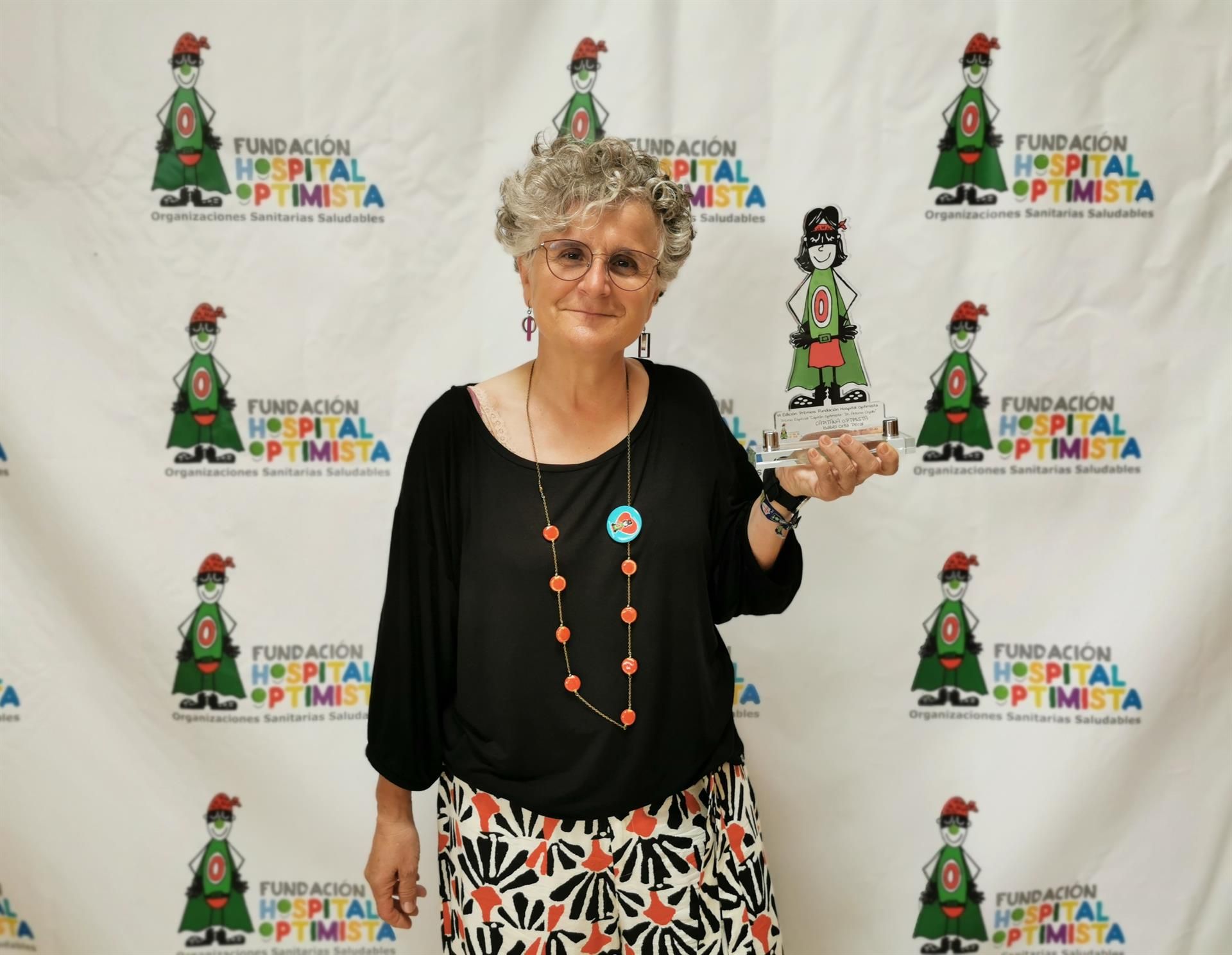 Isabel Orta, la enfermera del Valme premiada por su empatía: "En pandemia enviaba whatsapp con poemas a los pacientes"