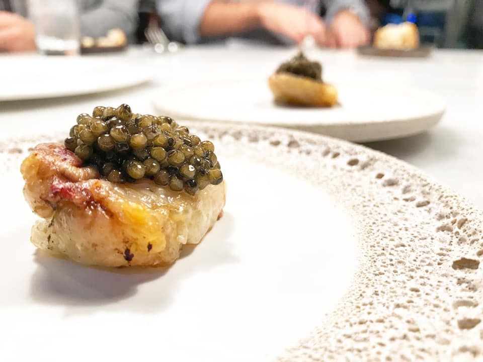 Riñón de cabrito con caviar del restaurante Bagá de Jaén.