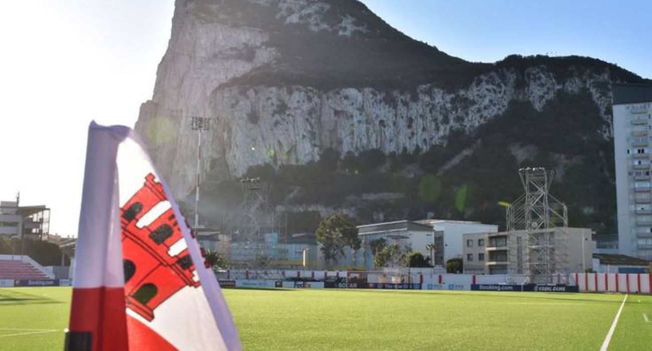 El campo de fútbol donde se juegan los partidos de fútbol de la Liga de Gibraltar.