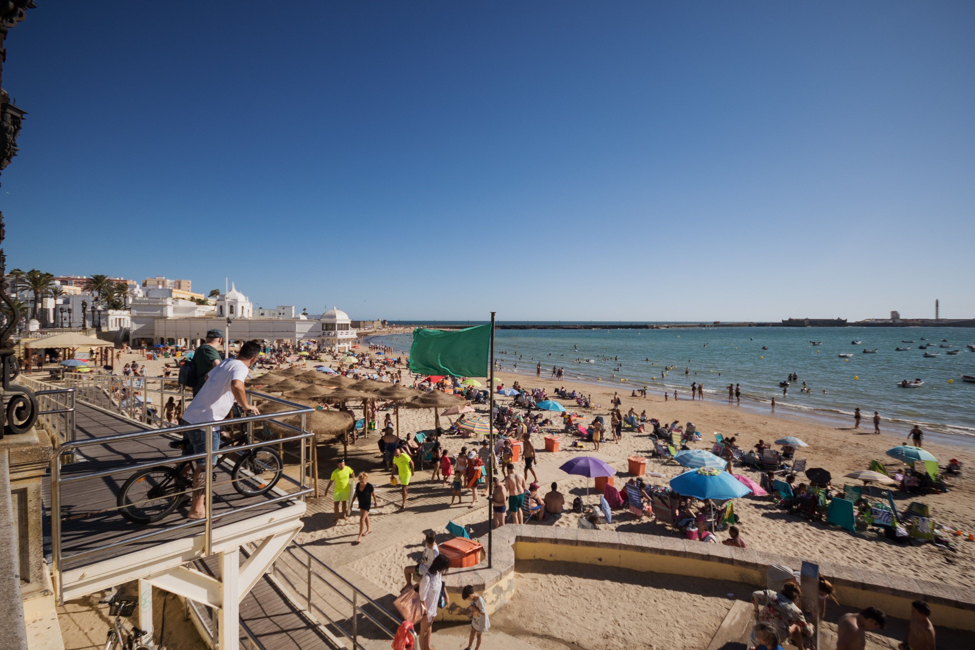 La Caleta, en Cádiz, en una imagen de esta playa el pasado verano.