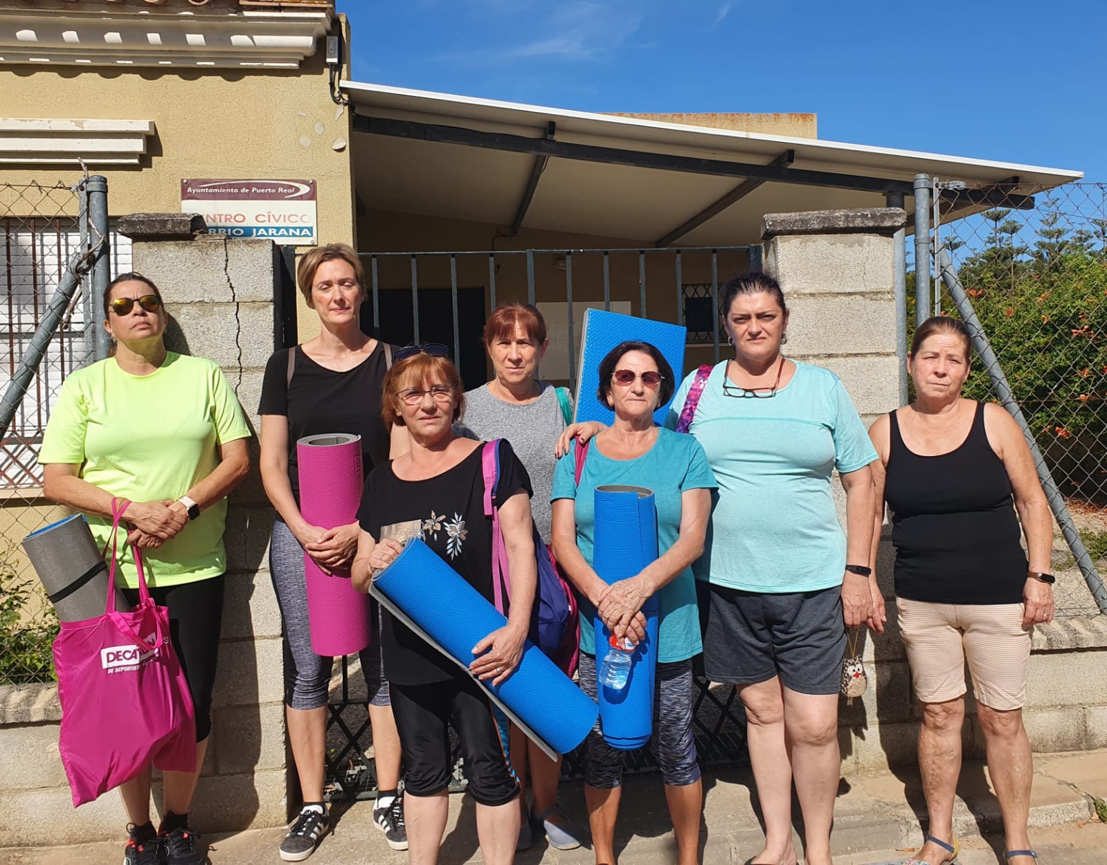 Vecinas del Barrio Jarana piden la reapertura del centro cívico para poder realizar actividades.