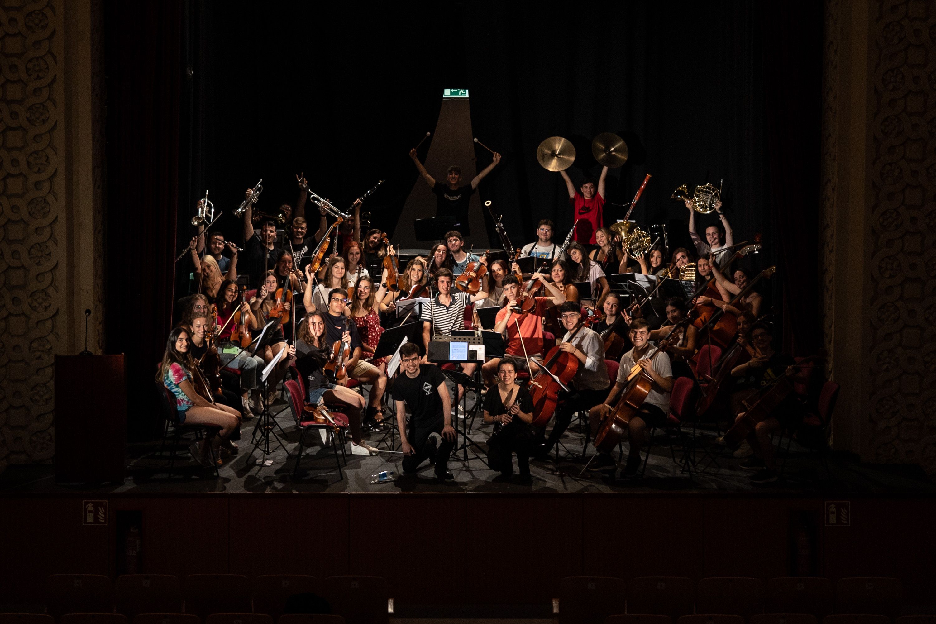 Imagen de la Joven Orquesta Campos Andaluces antes de su concierto del viernes pasado en Sala Compañía.