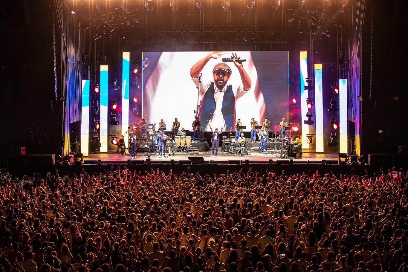 Espectacular concierto de Juan Luis Guerra en el estreno del Concert Music Festival.