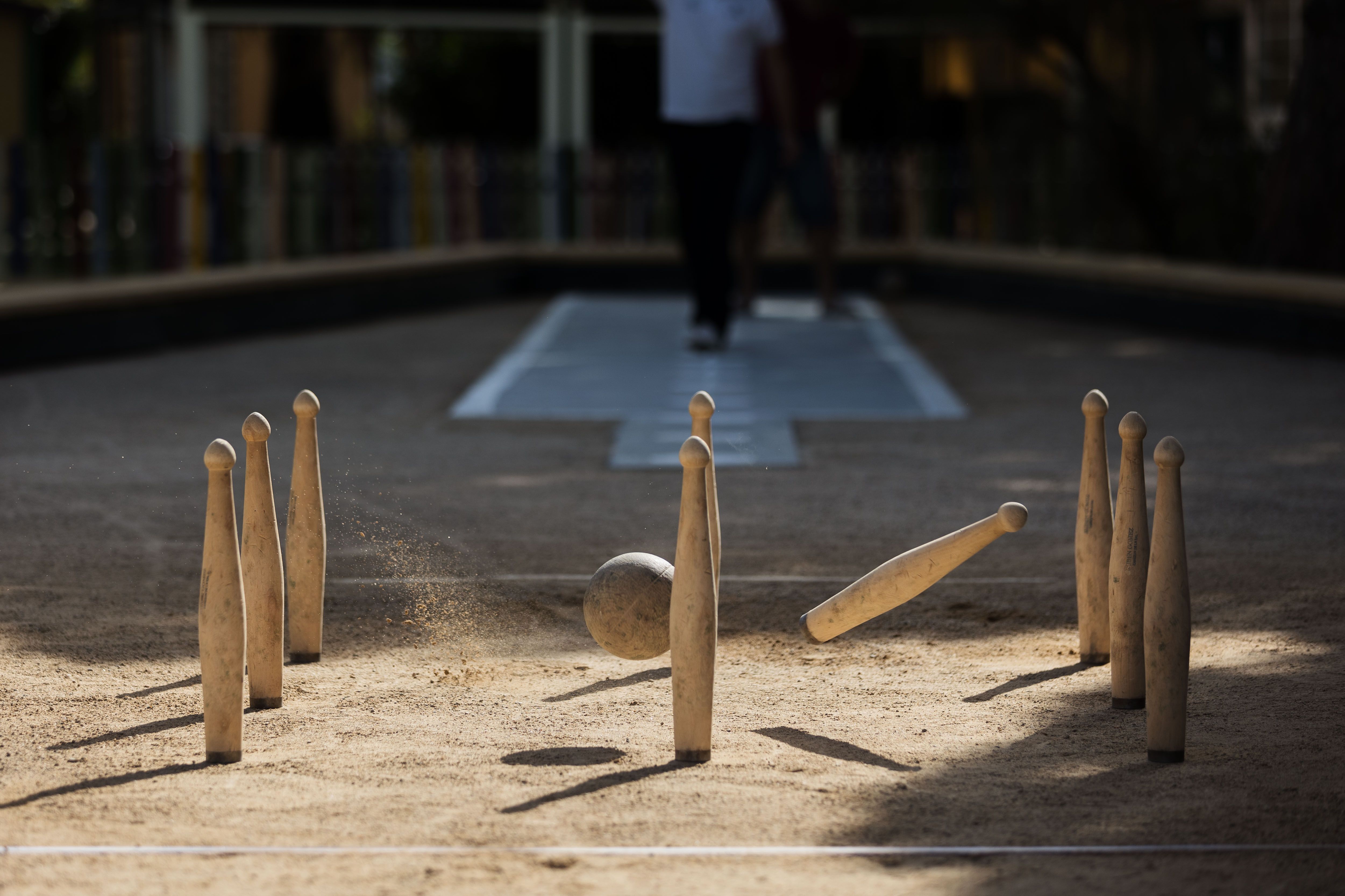 Durante la partida se colocan nueve bolos.