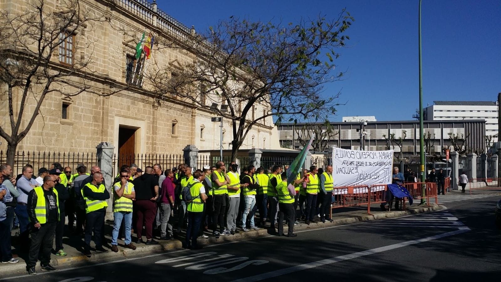 Movilización de taxistas en Sevilla.