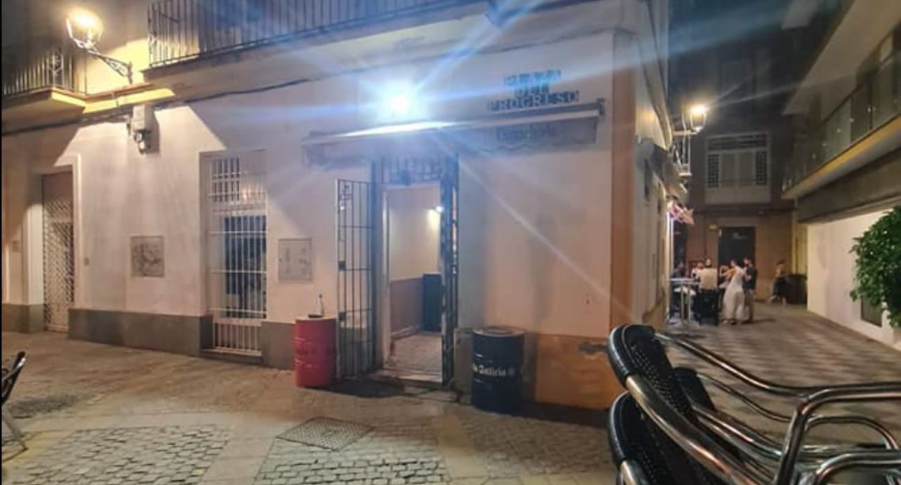 El bar de Jerez del que fue echada una madre por no consumir comida.