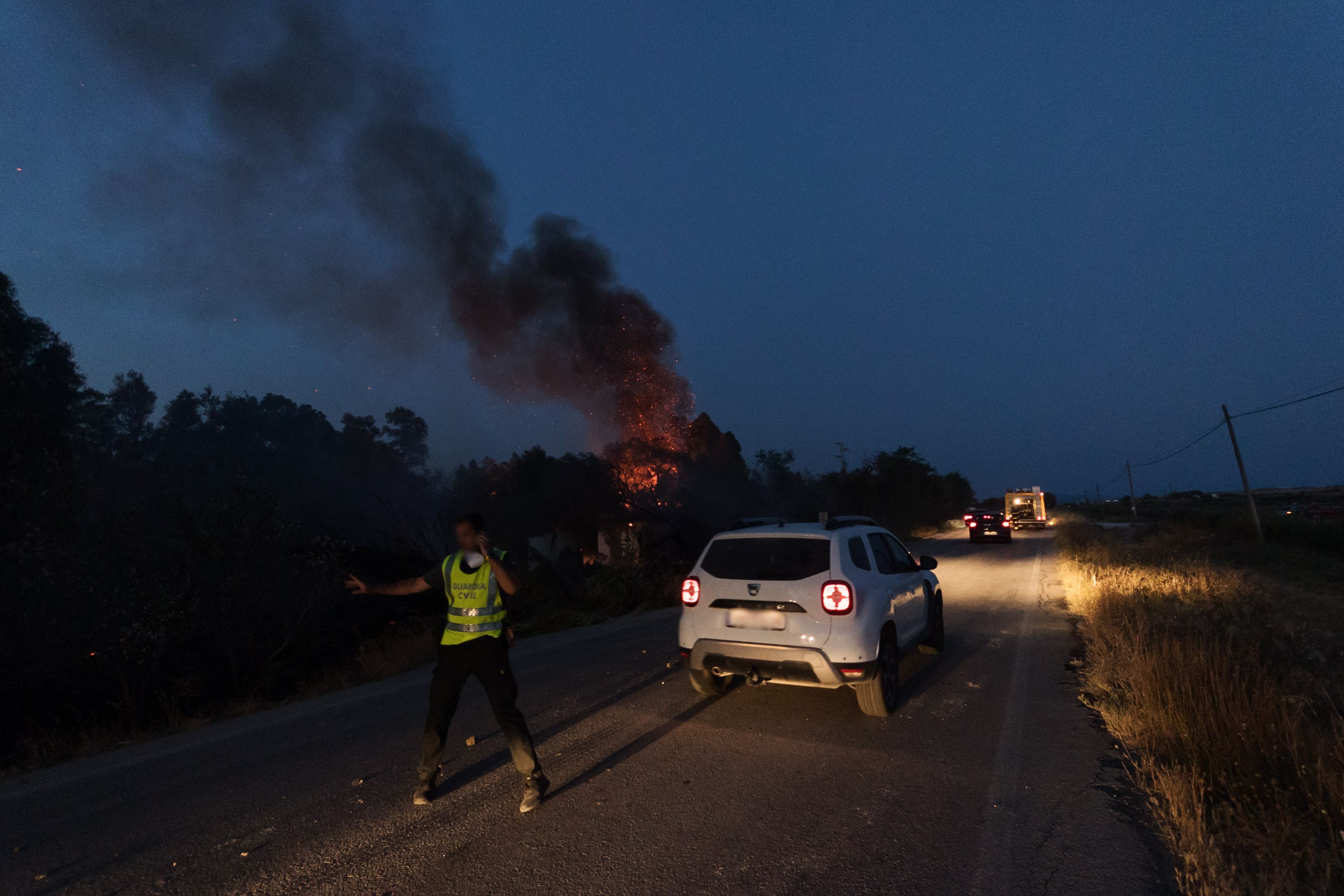 Varias carreteras todavía siguen cortadas por culpa del incendio en Jerez.