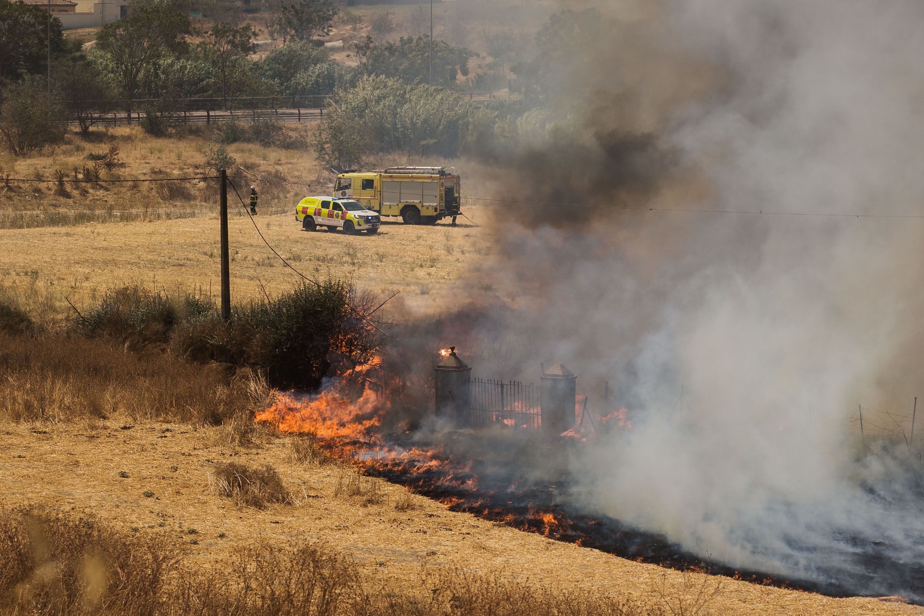 Fuego en una finca. 