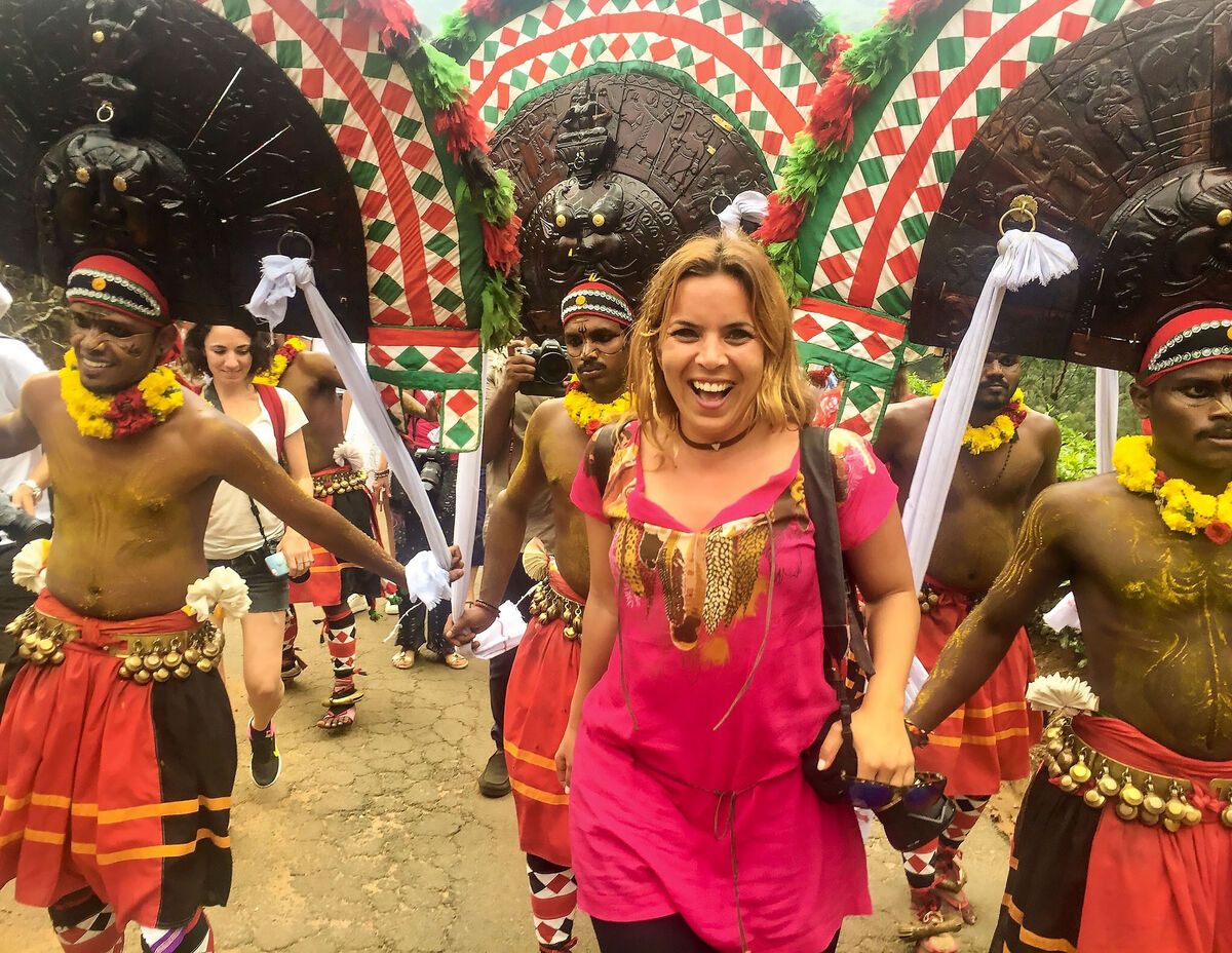 Karmen Salas en uno de sus viajes por la India. 