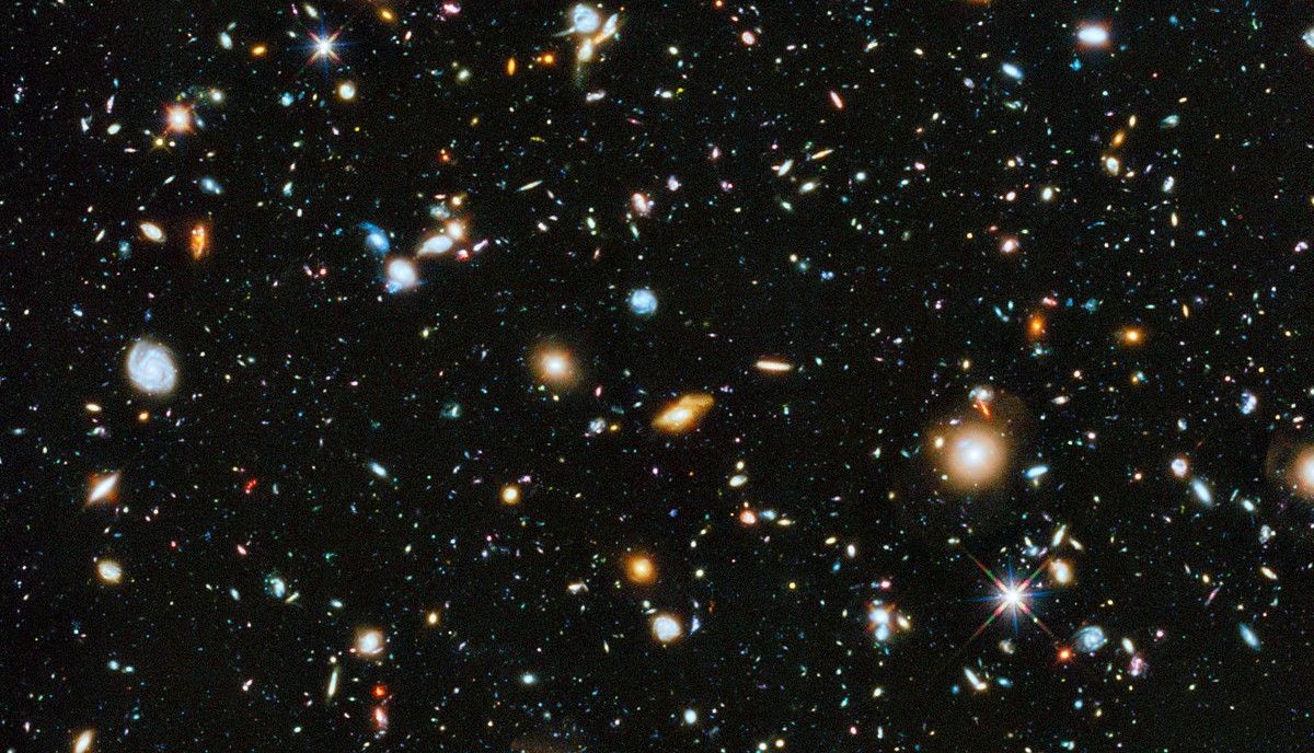 Fotografía del universo profundo, realizada por el telescopio espacial James Webb.  NASA