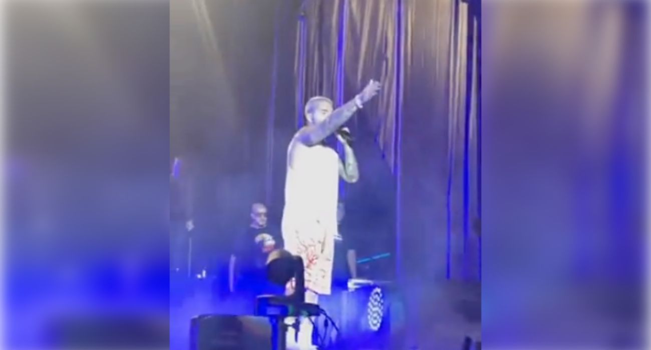 Maluma, en el momento de echar de su concierto a dos mujeres.