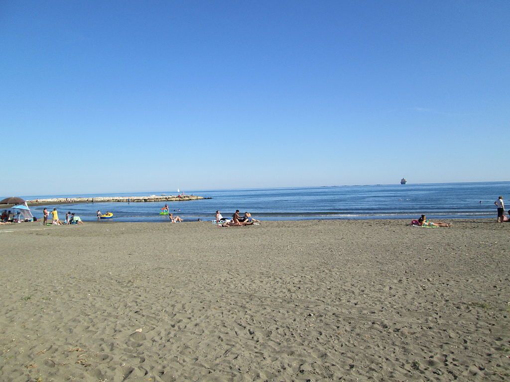 Playa de El Palo, Málaga, donde ha fallecido el anciano. TYKWIKIPEDIA