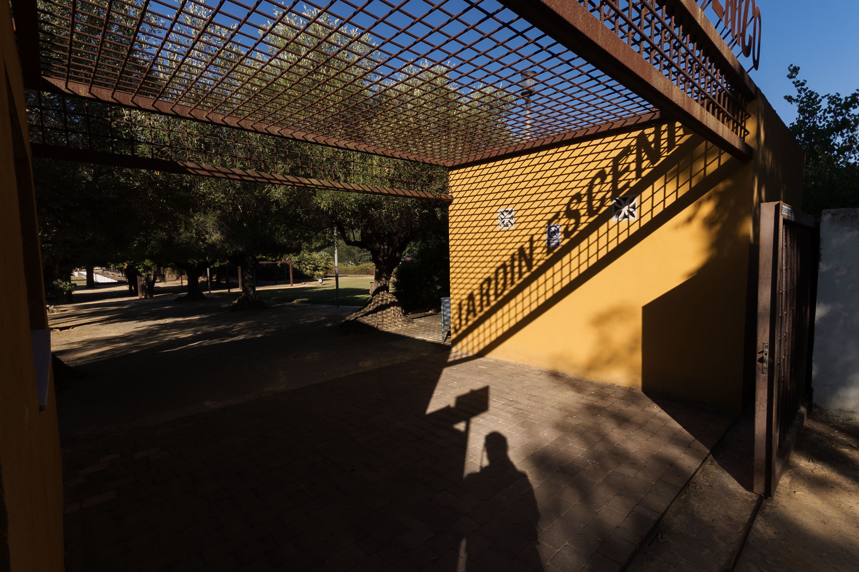 Entrada al Jardín Escénico, una sombra de lo que fue.