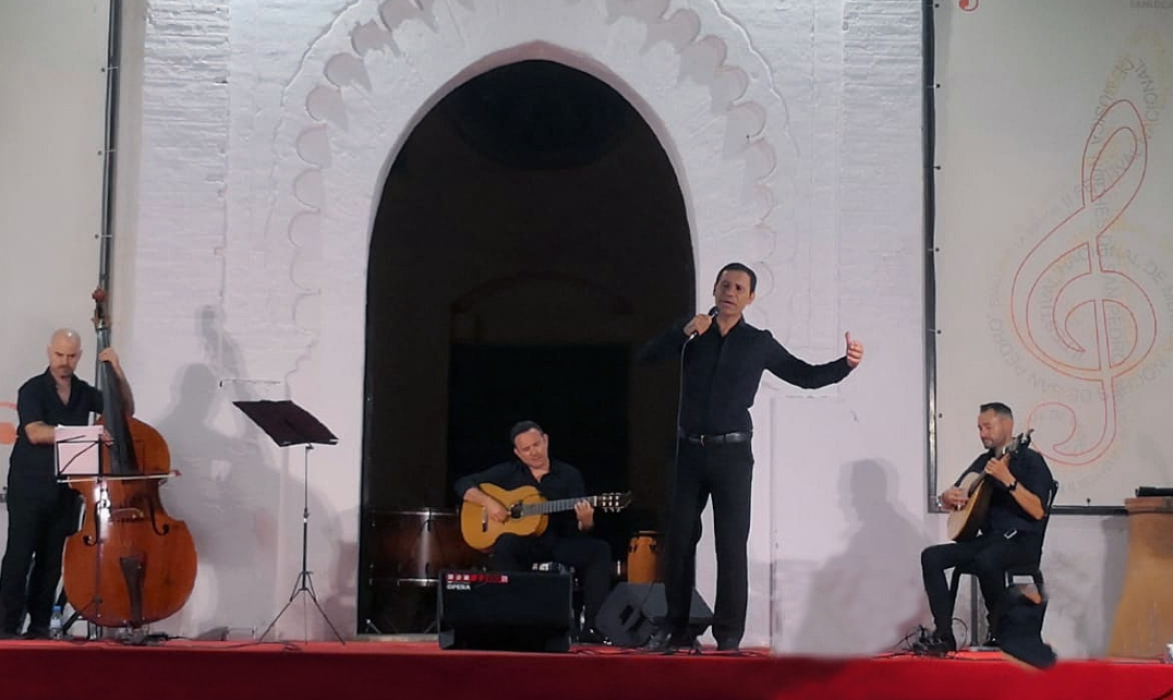 El cantante onubense Juan Santamaría actuará el día 4 de agosto en la Plaza de la Asunción de Jerez.