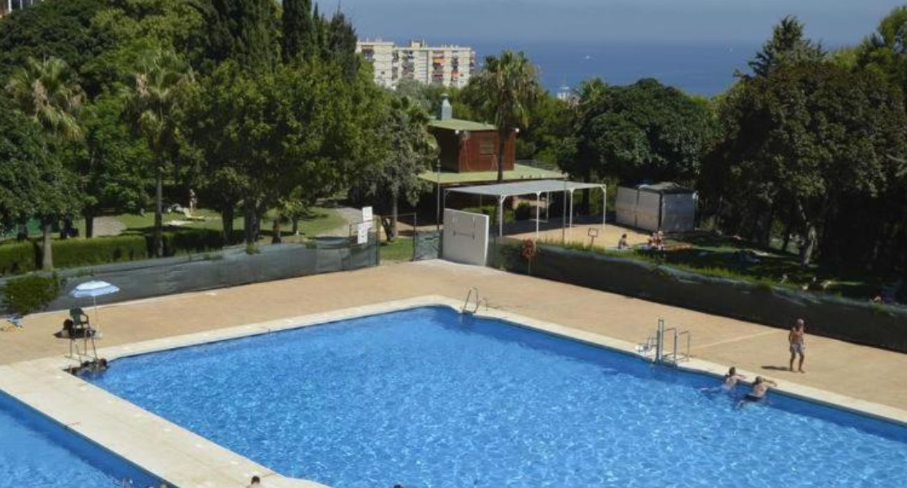 Una piscina en Benalmádena, en una imagen de archivo.
