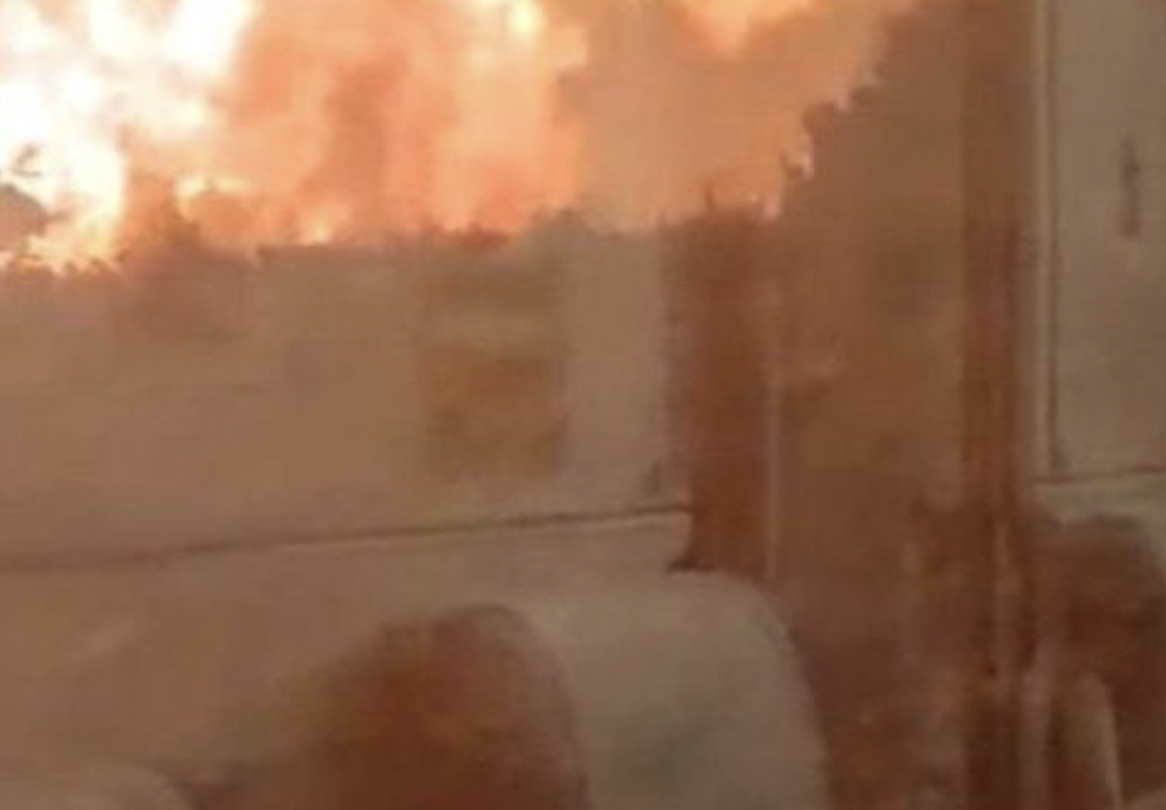 Las llamas del incendio en Bejís engulleron el tren dejando aproximadamente una veintena de heridos.