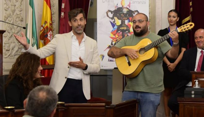 Yélamo, con Manolín Santander, en la reciente presentación del Trofeo Carranza que llevó a cabo.