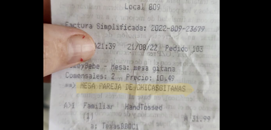 Ticket en el que se puede leer "mesa gitana". Ticket en el que se puede leer "mesa gitana".