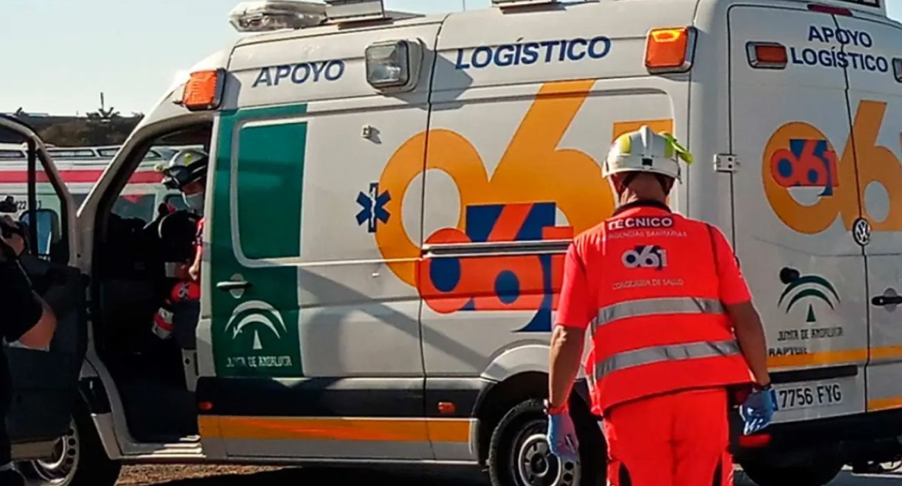 Los servicios sanitarios no pudieron hacer nada para salvar la vida del joven, que falleció en el acto.