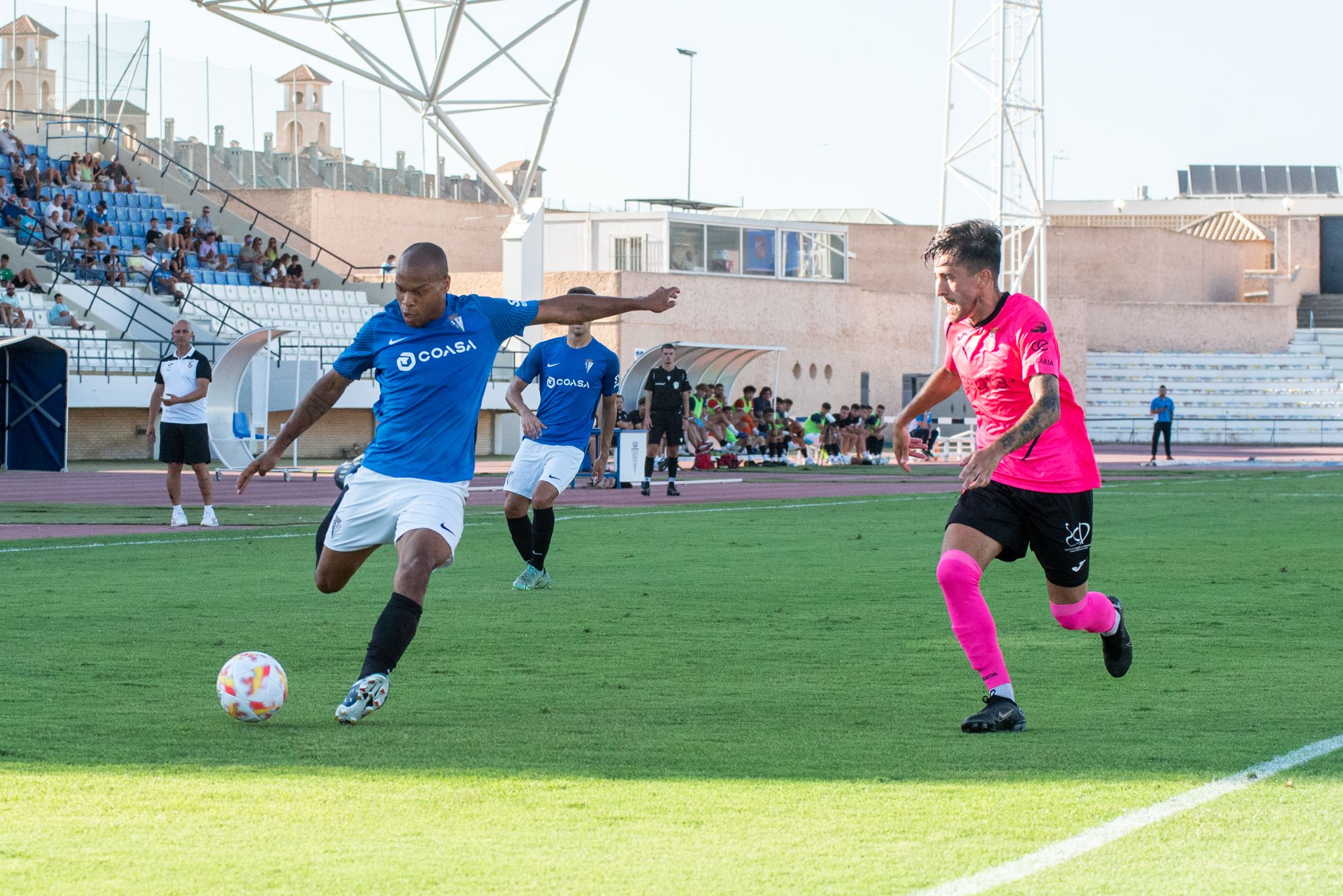 Jonathan Biabiany, jugador del San Fernando, uno de los más mediáticos de la categoría.