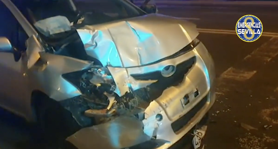 Estado del coche del conductor borracho, tras el accidente.