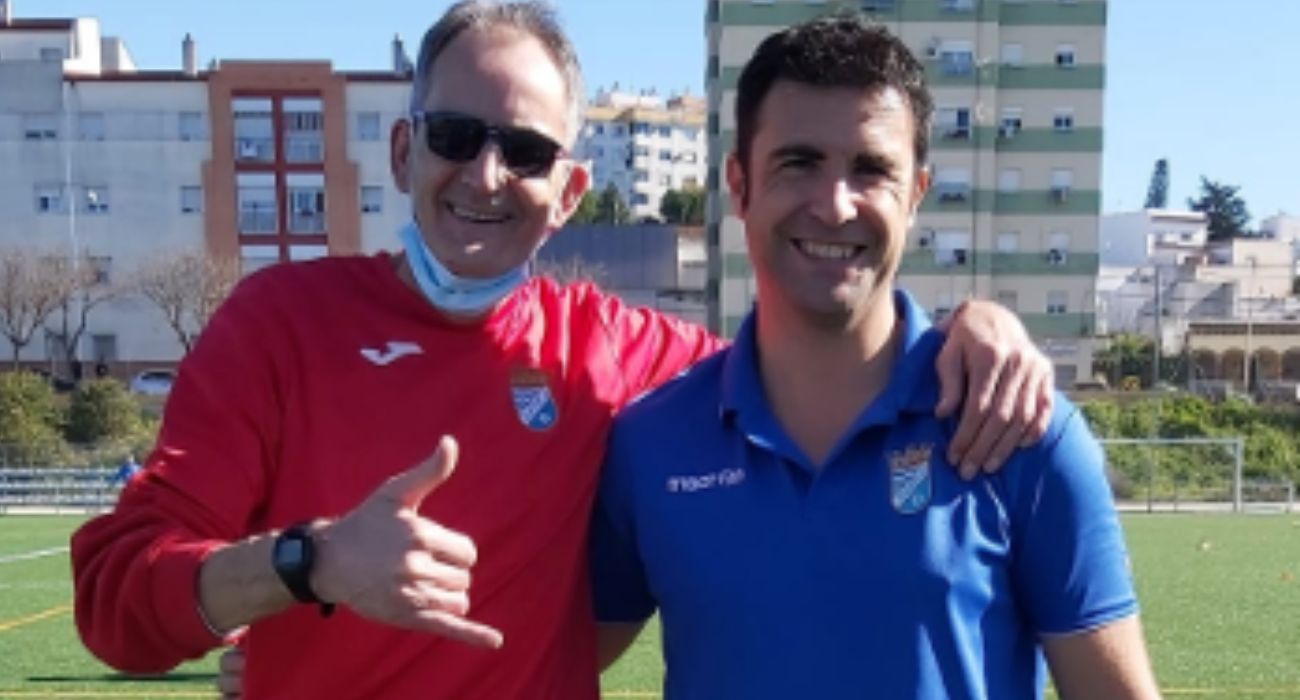 Jesús Maraver, a la derecha, junto a Joaquín Agarrado.