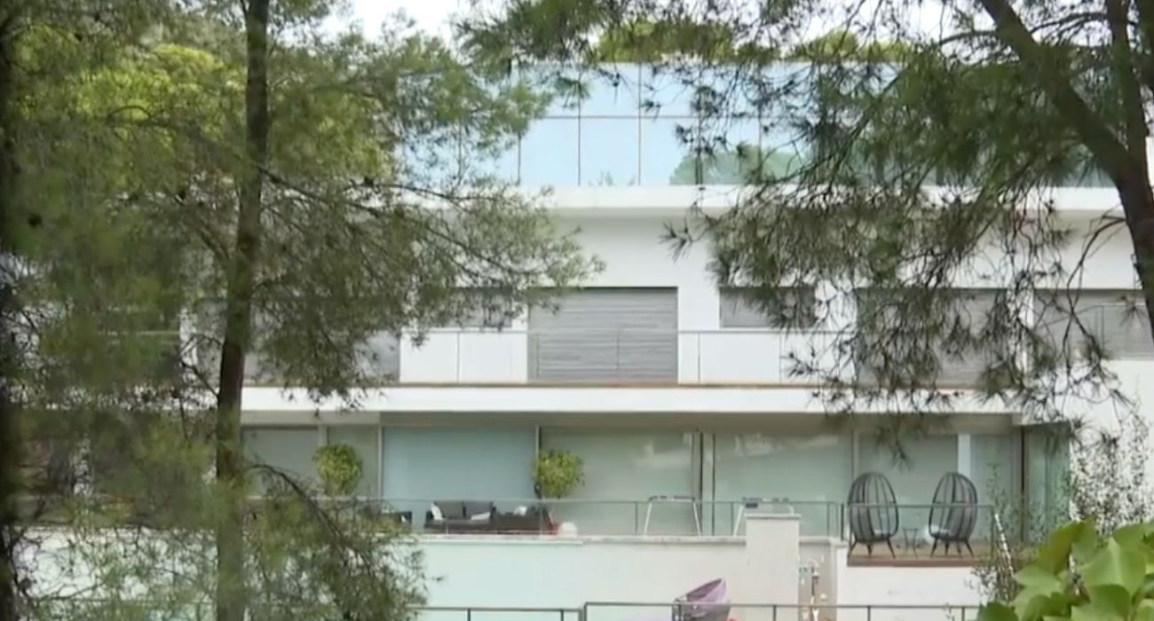 La casa de Aubameyang asaltada por una banda organizada de atracadores. Pánico en el mundo del fútbol.