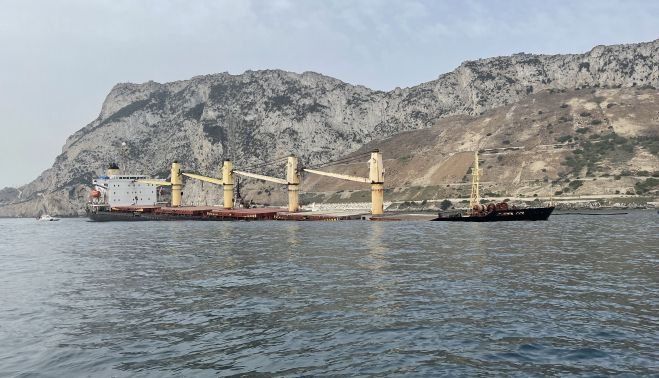El buque OS35, acusado de siete infracciones por Gibraltar.