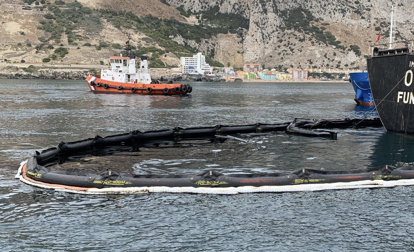 Gibraltar ha confirmado que ha comenzado a bombear gasóleo del OS35. Gibraltar ha confirmado que ha comenzado a bombear gasóleo del OS35.