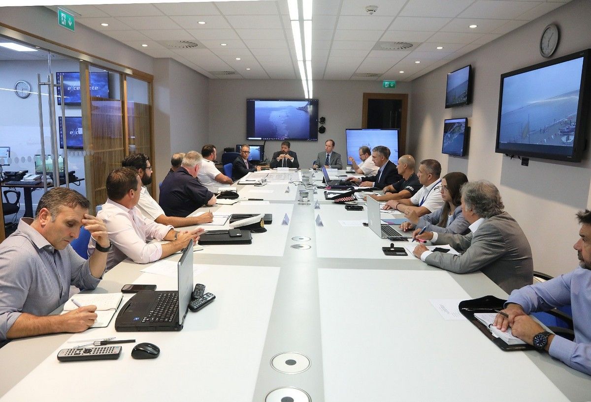 Gibraltar espera terminar hoy la extracción de todo el gasóleo del buque hundido. INFOGIBRALTAR